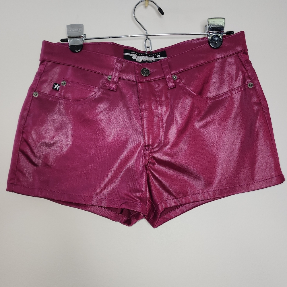 Stylish Women's Pink Shorts‎